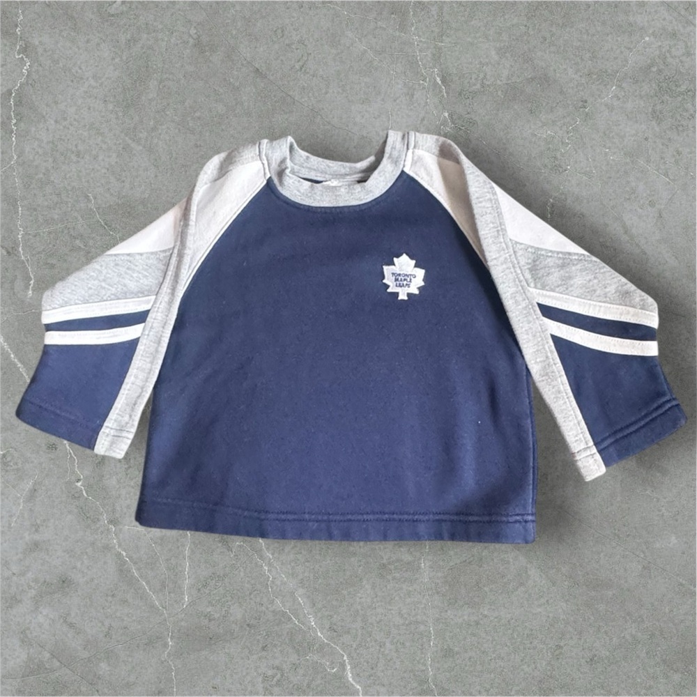 2 for $30 💟Kids Embroidered Toronto Maple Leafs Sweatshirt
